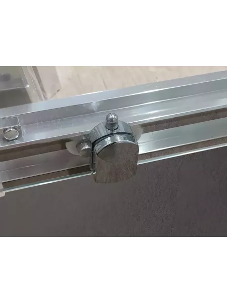 Ruedas inferiores para puertas de la modelo Remind