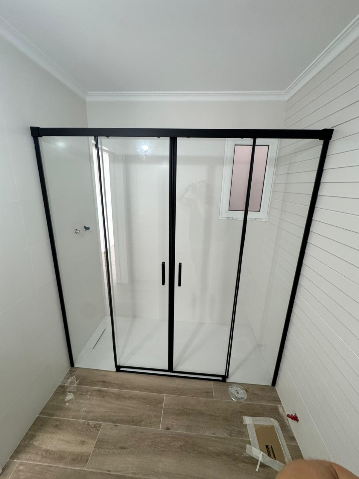 Contract frontal 2 fijos + 2 puertas  corredera